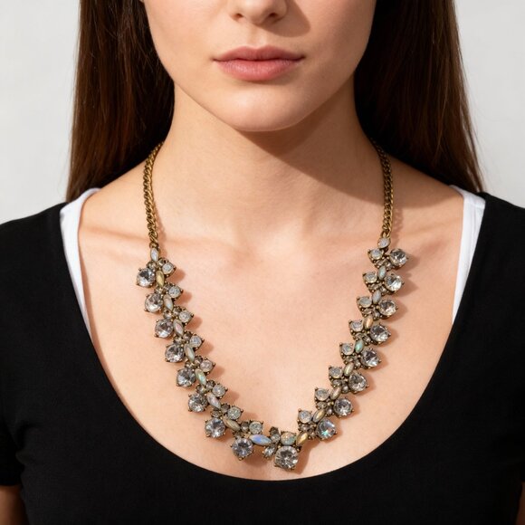 J. Crew Style Crystal Cluster Statement Necklace - Excellent Condition - Picture 1 of 9